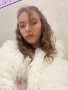 CeyaLier In a white fur coat Pic