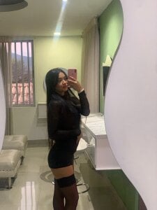 kylie_collins Public صورة واحدة|kylie_collins Public صورتان|kylie_collins Public  5 صور|kylie_collins Public  5 صورة