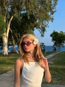 me 😊 de Tiffany_Muse  Imagens