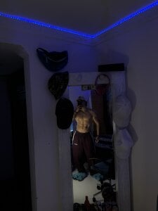 strongboy_ 🥴🥴 Pic 5