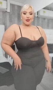 LeahMillerr Enjoy my big body BBW Pic 3