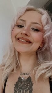 Sunny_Glow Public Pic 4