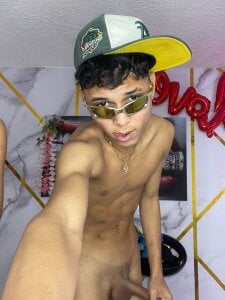 boyswantingplay 😍 Pic 6