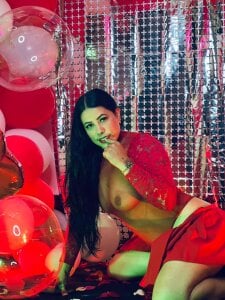 Bianka_olivetto021 I'm Your Temptation on Valentine's Day🖤 Pic 5