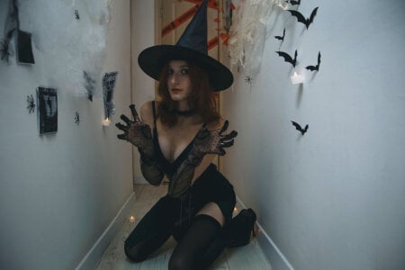 Lil_Melanie_Try this witch to taste图片 9