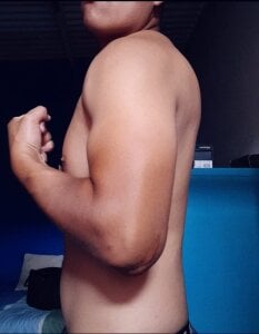 Alex321Flores Public Pic