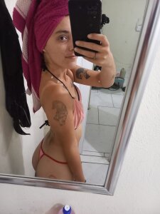 Melina de melinatobias127  5 Imagens