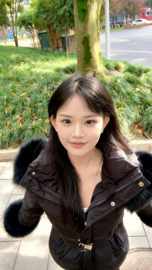 Banana-Milk69: Public ( 3 фото)