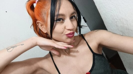 Lia_tomson Public Pic 4