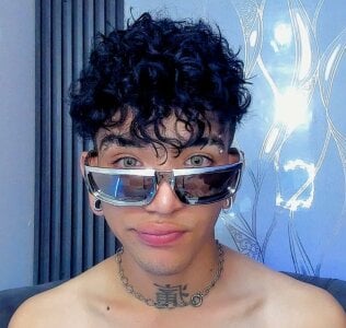 Hellish_centipede Public 사진 2