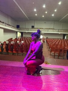 Daphnewalker__ a casual outing Foto 3