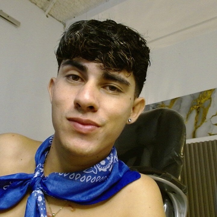 Dyla_n18 Trending Pic 4360