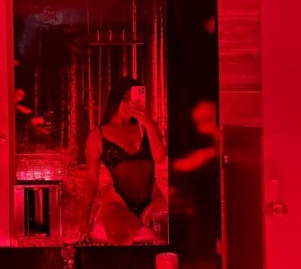 Ada__lee_のSome dreams come true with the lights onの枚の写真