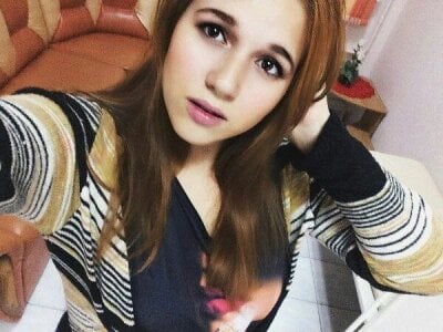 Public od CherylVinyl  3 snímek