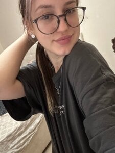 I'm already 19 de NicolaHulse  4 Imagens