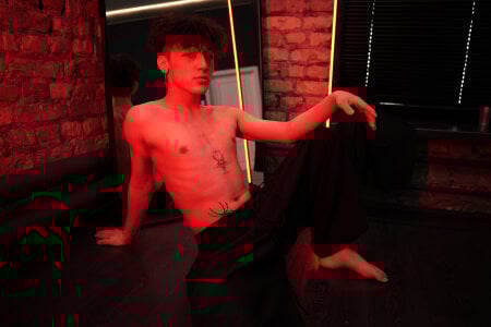 Mio_chibana red&black Pic