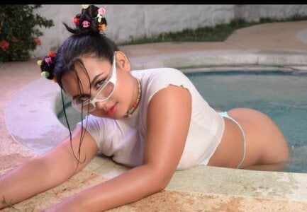 Lunna_Vega Public Pic 3