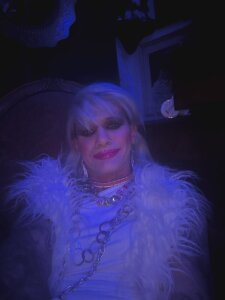 leemicah Tran LeeMicah Gambar 6