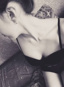 IreneWaltone Public зображення