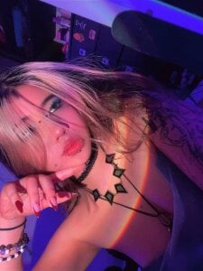 pinkk_deemon Public Pic 6