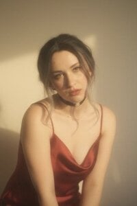 Zoe_Kiss: Public ( 3 фото)