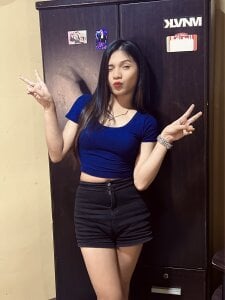 Kisses-For-You FEELING CUTE Pic 2