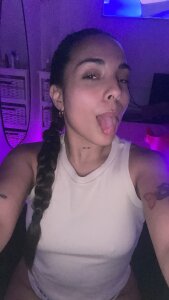 Athenabye Por aquí solo yo 🫦 Pic 3