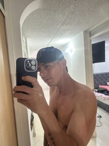 Yeison_8012: Public ( 8 фото)