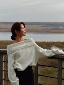 VeronaCritchlow Public Pic 6