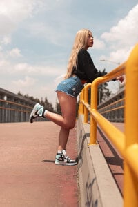 Aleja_bloom Public รูป  3