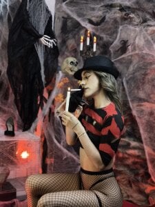 Violetta_Ficher 👻🎃🔥 Pic 4