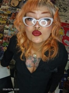 LadyPolka Public Gambar