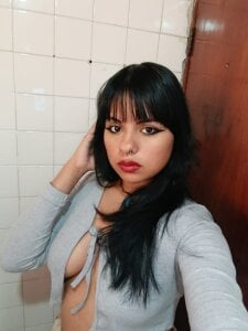 skyla_moon: Public ( 2 фото)