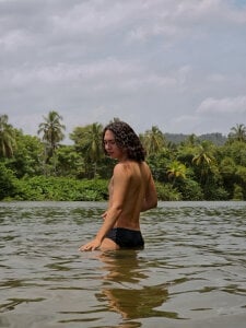 sofi_elfqueenRiver 🏞️ Bild 6