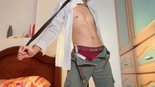 Daark_Eros kullanıcısının Body type 🦴 albümü -  2 fotoğraf