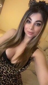 Queenofyouredreams hi Hình 9