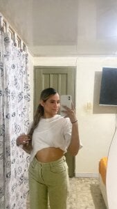 IsabellaClarkeC "Leaving now, but your scent still lingers on me 💞 I’ll return tomorrow from 8:30 AM to 3:30 PM (Co Pic 2