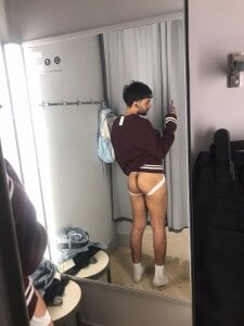 MilanZaire Mirror selfie Pic 3