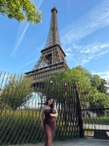 Miss_Bella_Flame Exploring the world and chasing my dreams 🌍 зображення