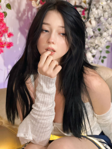 Hanako_Rey In Flowers / 꽃 속에 Pic 5