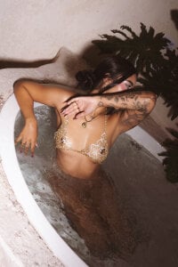 Kali-hill Golden Goddess👑 Foto 3