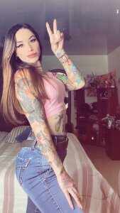 Andreita_Escobar Public Pic