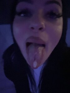 MelissaRayee cum in mouth зображення