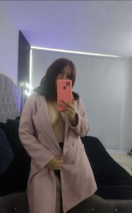 Caroline_red Public зображення 2