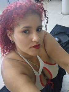 Emely_Lux me 👀 Pic 2