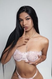 About me de Jazmiin_Evans  3 Imagens