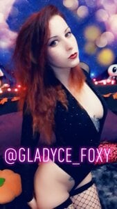 Gladyce_Foxy Public Pic 3