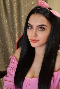 mira_jade Public Pic