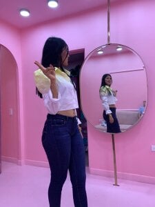 Rachellkurth Public Pic 3