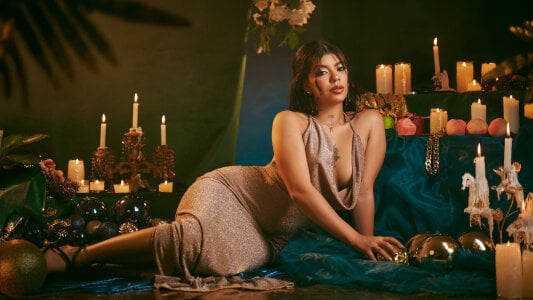 MelodyCarsson Merry christmas 2025 🎄 Pic 2